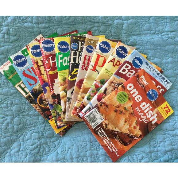 Vintage Pillsbury Softcover Cookbook Destash Lot of 12 - Picture 1 of 5